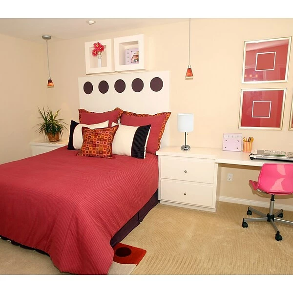 Table Lamps LimeLights Charging Table Lamp, White (LT2024-WHT) 6 Table Lamps LimeLights Charging Table Lamp, White (LT2024-WHT) - Image 4